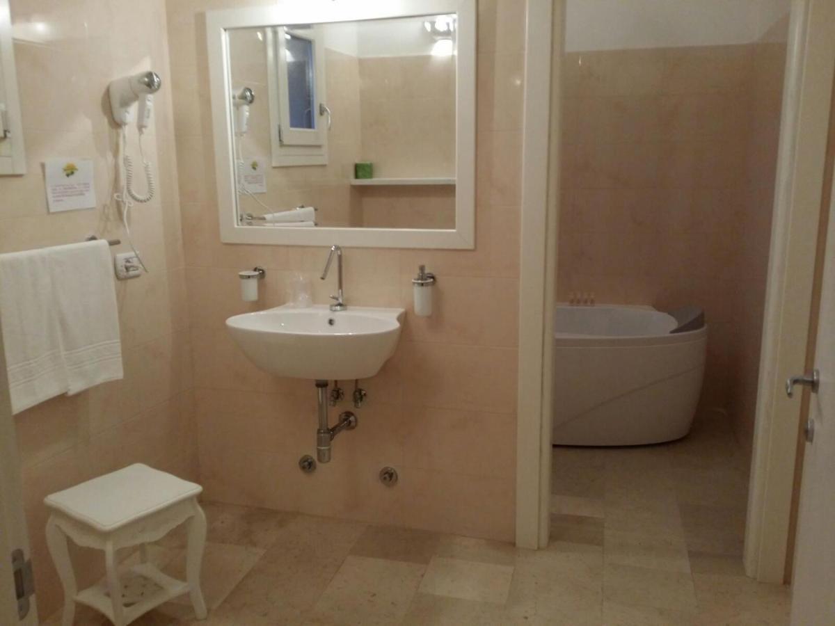 Antica Masseria Ficazzana - Tenuta Marina Di Pescoluse Esterno foto